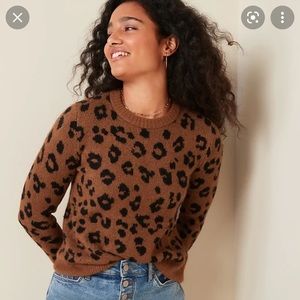 Old navy leopard-print crew-neck sweater